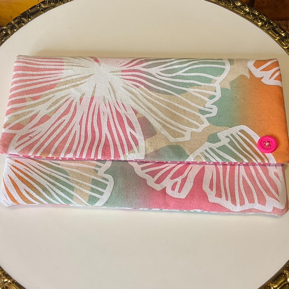 Jana Lam Hawaii Beautiful Clutch Purse